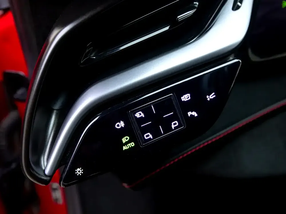 2022 | Ferrari | SF90 | Stradale - Image 13