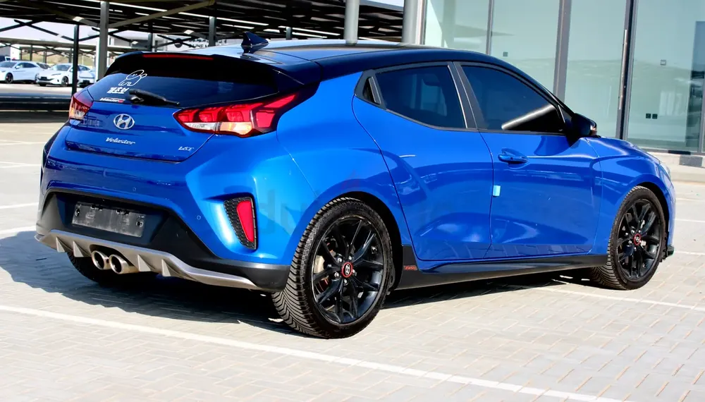 Hyundai Veloster N line 2018 Super clean - Image 4