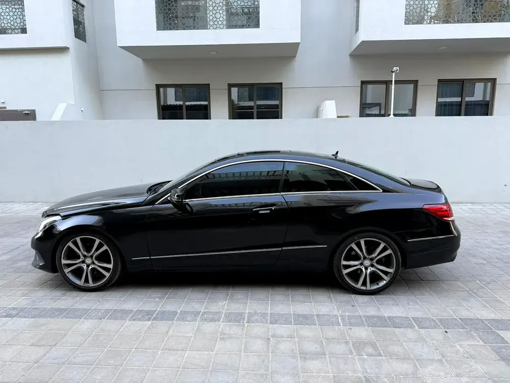 2014 Mercedes-Benz E200 Coupe TurboCharge Engine GCC EMC Partial Service history Available - Image 5