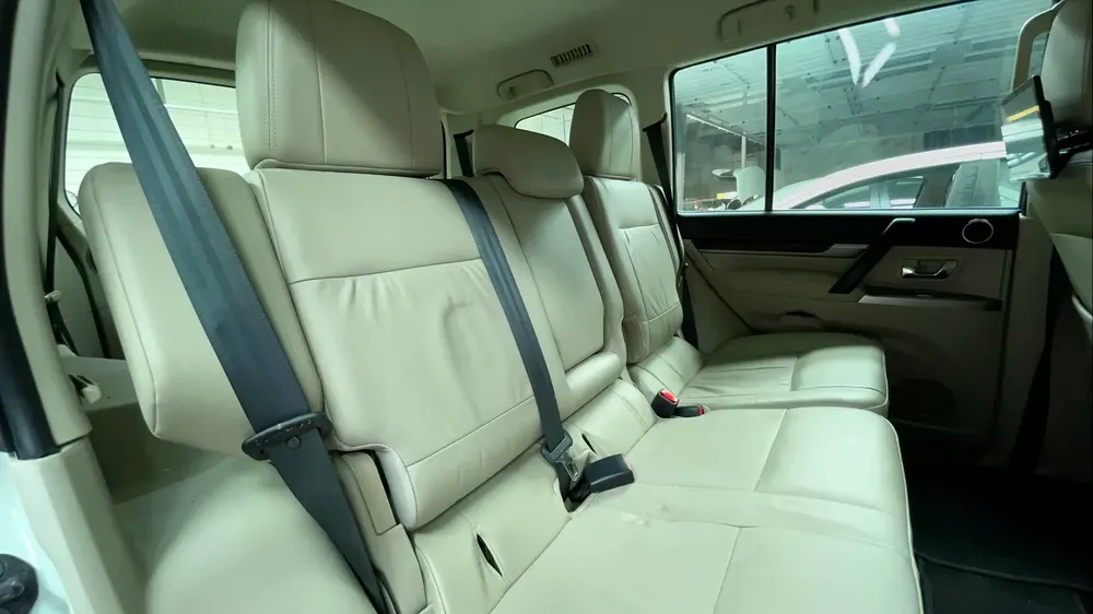 AED 1,034/m | 0 DP | Free 3 Months Warranty | Service History | 30D Return | MITSUBISHI PAJERO 2020 - Image 10