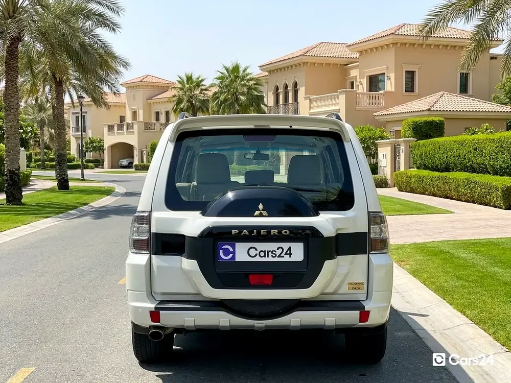 AED 1,034/m | 0 DP | Free 3 Months Warranty | Service History | 30D Return | MITSUBISHI PAJERO 2020 - Image 4