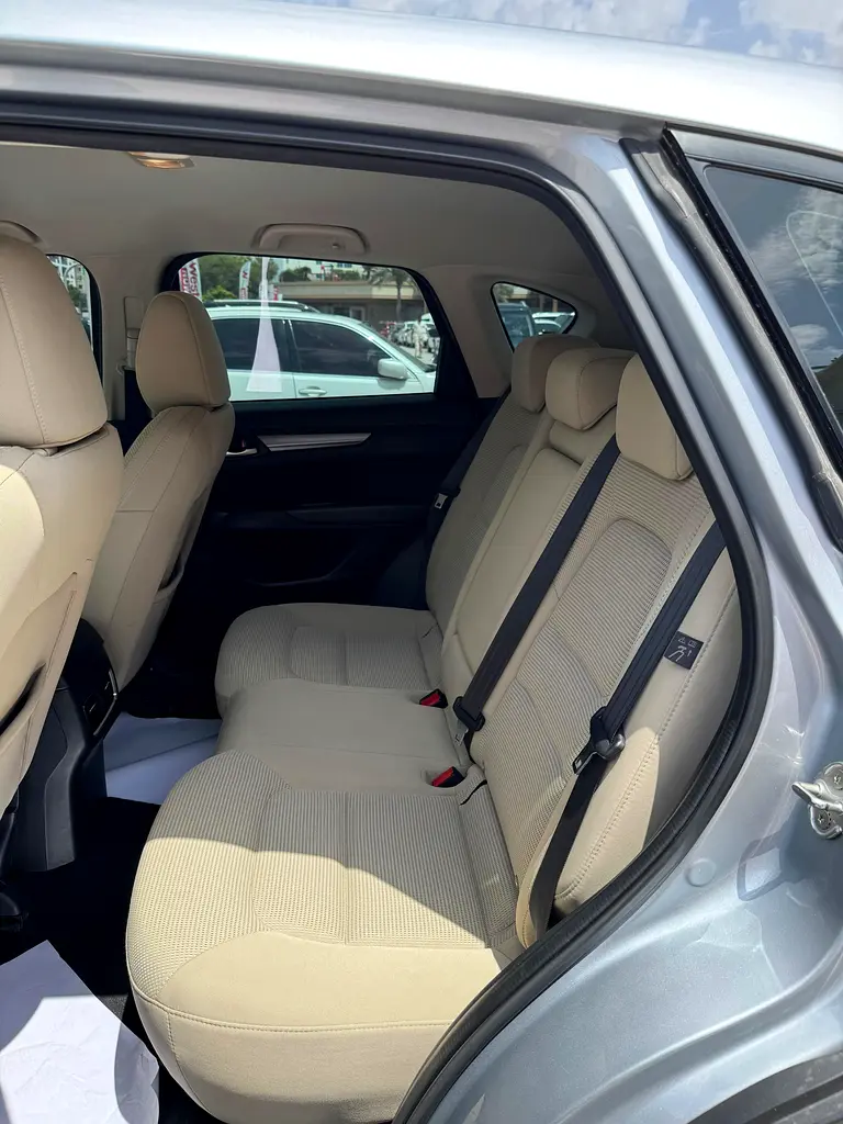 Mazda CX-5 (GCC Specs) - Excellent Condition 2022 Silver Clean Car - Image 13