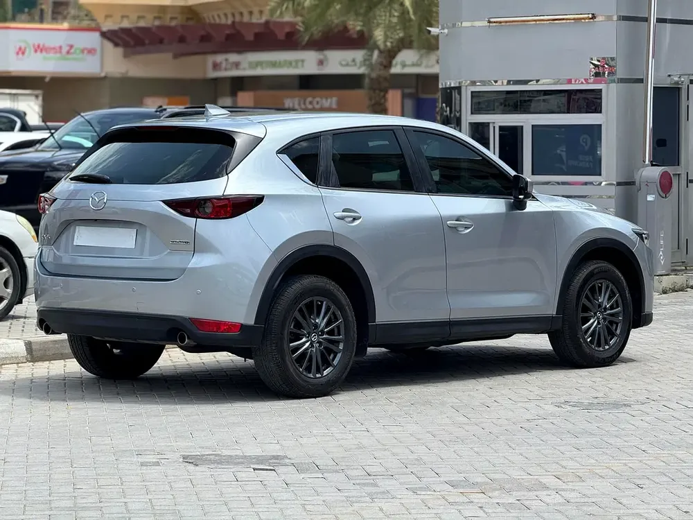 Mazda CX-5 (GCC Specs) - Excellent Condition 2022 Silver Clean Car - Image 6