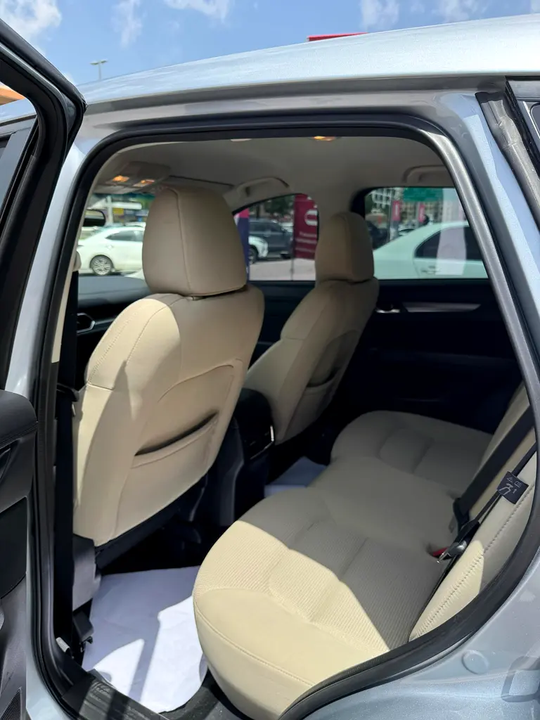 Mazda CX-5 (GCC Specs) - Excellent Condition 2022 Silver Clean Car - Image 8