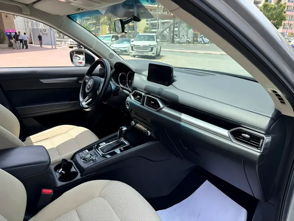 Mazda CX-5 (GCC Specs) - Excellent Condition 2022 Silver Clean Car - Image 9