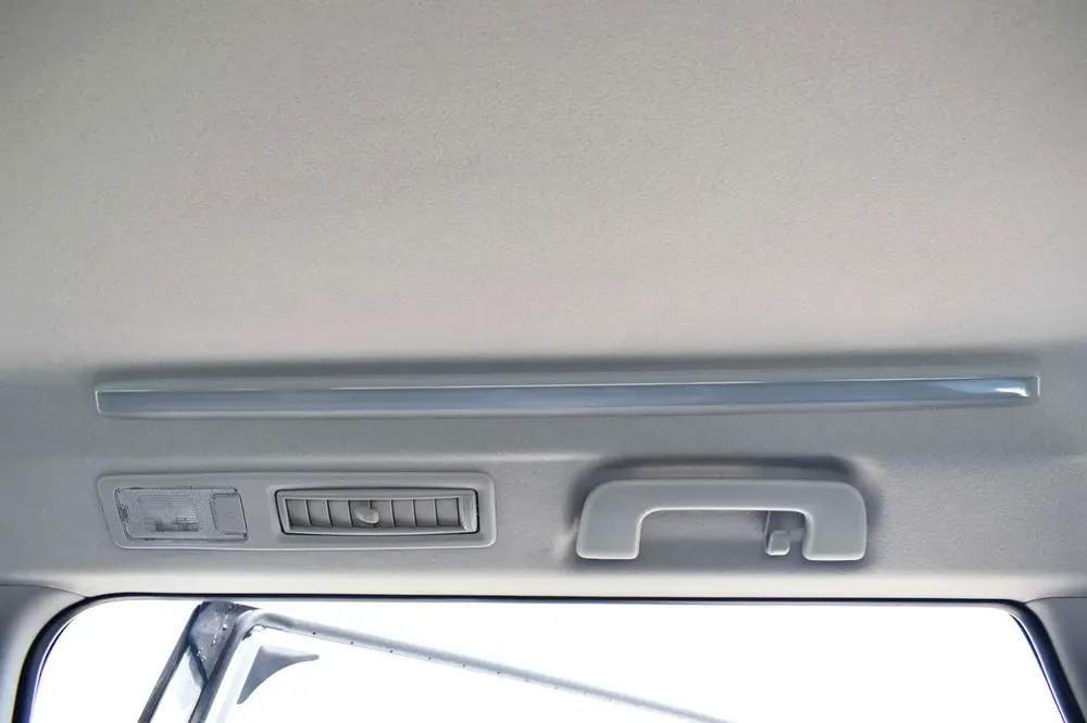 2025 MODEL TOYOTA INNOVA 2.0L HEV - Image 15