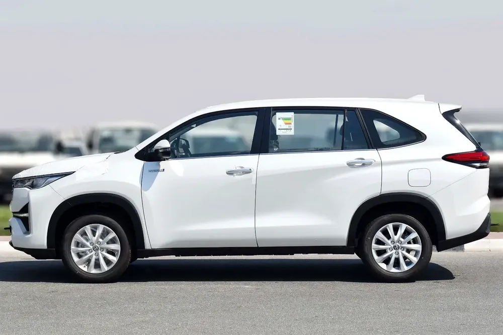 2025 MODEL TOYOTA INNOVA 2.0L HEV - Image 5