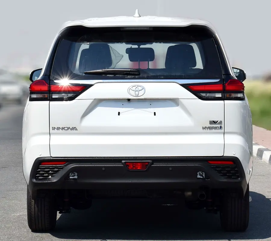 2025 MODEL TOYOTA INNOVA 2.0L HEV - Image 6