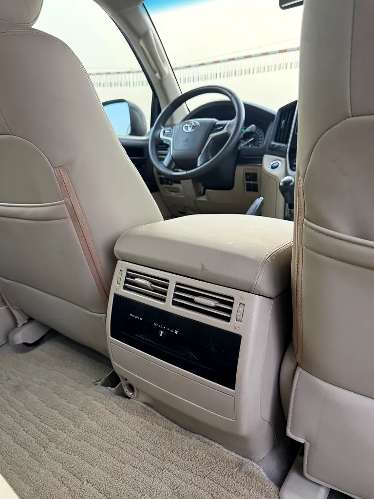2019 Toyota Land Cruiser GXR 2025 FACE-LIFTED V6/4.0 GCC Specs - Image 10