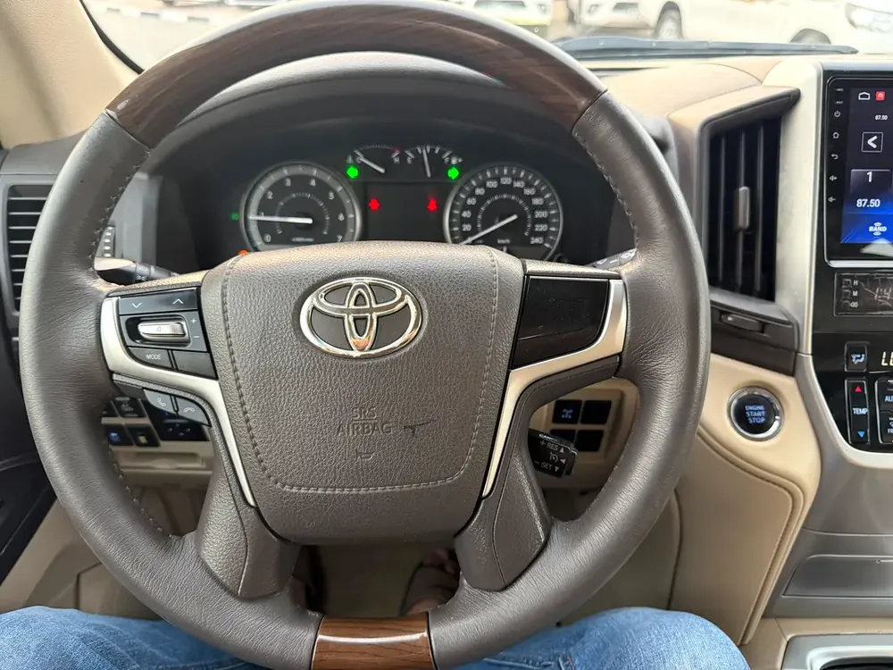 2019 Toyota Land Cruiser GXR 2025 FACE-LIFTED V6/4.0 GCC Specs - Image 14