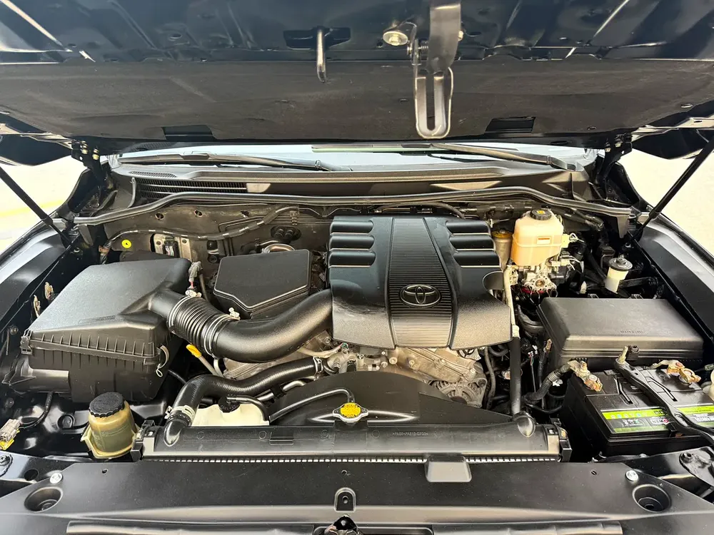 2019 Toyota Land Cruiser GXR 2025 FACE-LIFTED V6/4.0 GCC Specs - Image 20