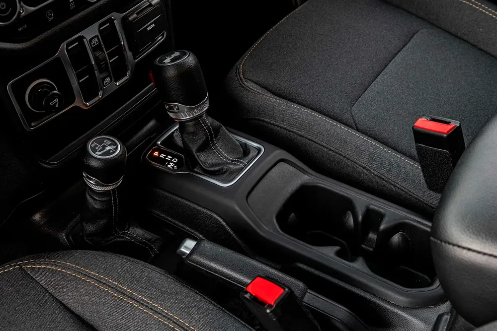 3,036 P.M |  Wrangler Unlimited Sport | 0% Downpayment | JEEP WARRANTY 2027! - Image 10
