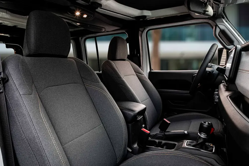 3,036 P.M |  Wrangler Unlimited Sport | 0% Downpayment | JEEP WARRANTY 2027! - Image 11