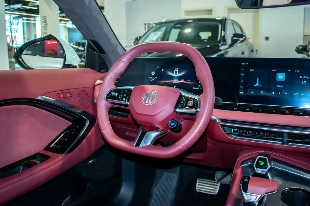MG 7 Luxury -2.0T -  GCC Specs - 2025 - Warranty till jan 2031 / 200000 km - Image 11