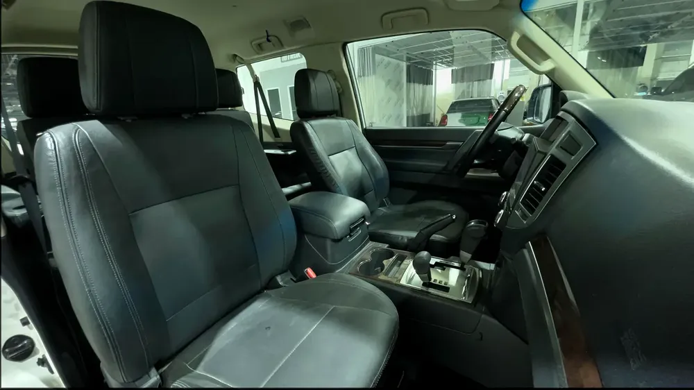 AED 998/month | 0 Downpayment | Free 3 Months Warranty | 30 Day Return | MITSUBISHI PAJERO 2020 - Image 5