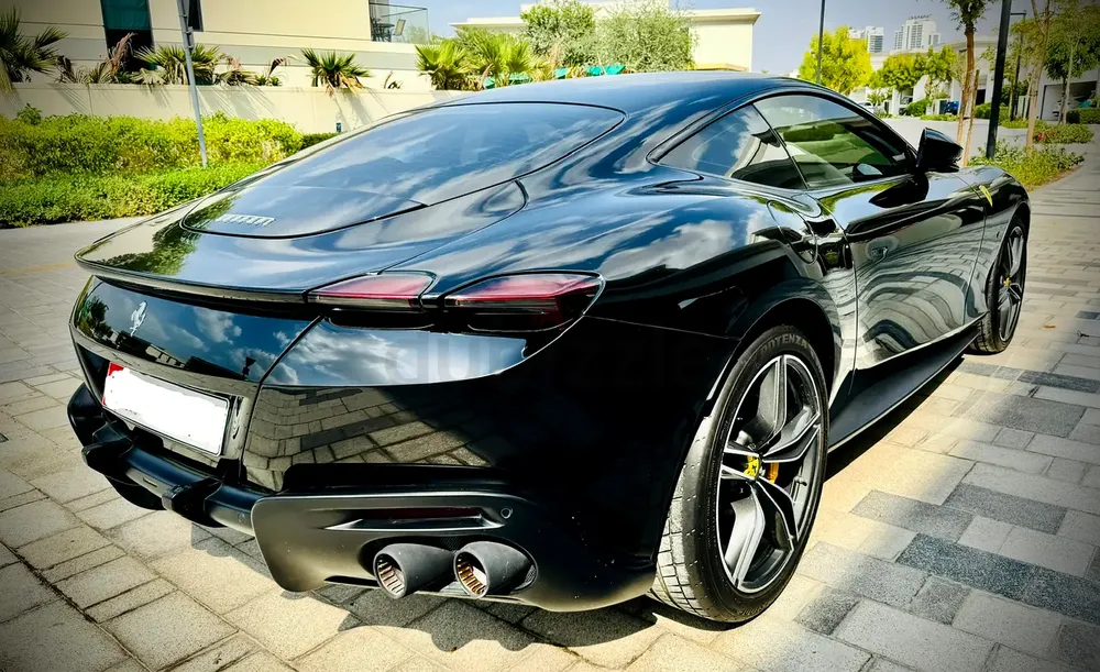 EXCEPTIONAL Ferrari Roma 2024 | 10,000 KM | Nero DS / Bordeaux | WARRANTY 2028 | DEALER SERVICE 2030 - Image 8
