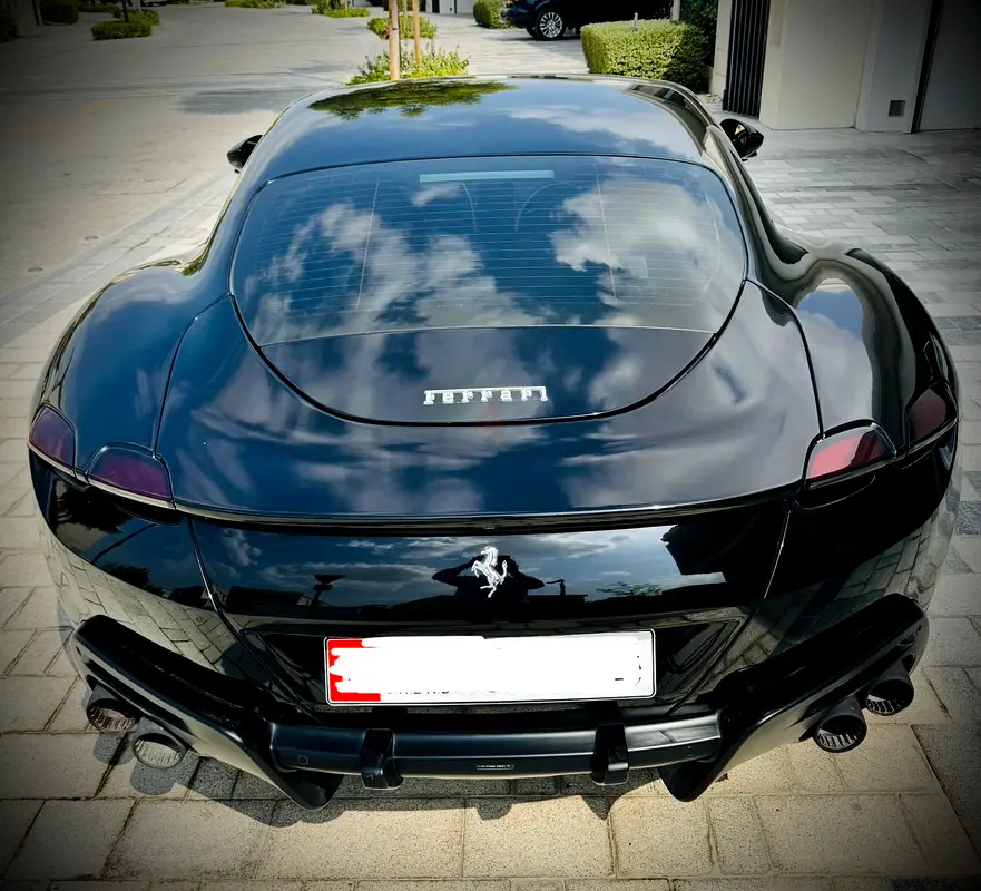 EXCEPTIONAL Ferrari Roma 2024 | 10,000 KM | Nero DS / Bordeaux | WARRANTY 2028 | DEALER SERVICE 2030 - Image 9