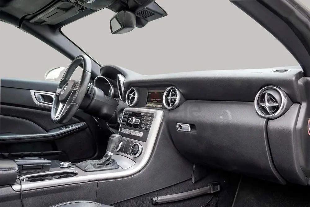 Inspected Car | 2013 Mercedes-Benz SLK-Class SLK 250 | GCC Specs | Ref#448810 - Image 9
