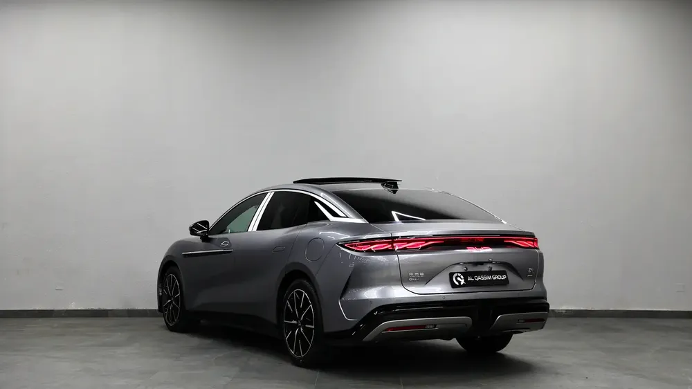 BYD HAN L Premium - Image 4