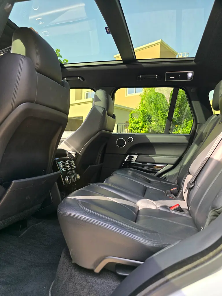 RR Vogue HSE 2015 | GCC Specs | Pristine Condition - Image 12