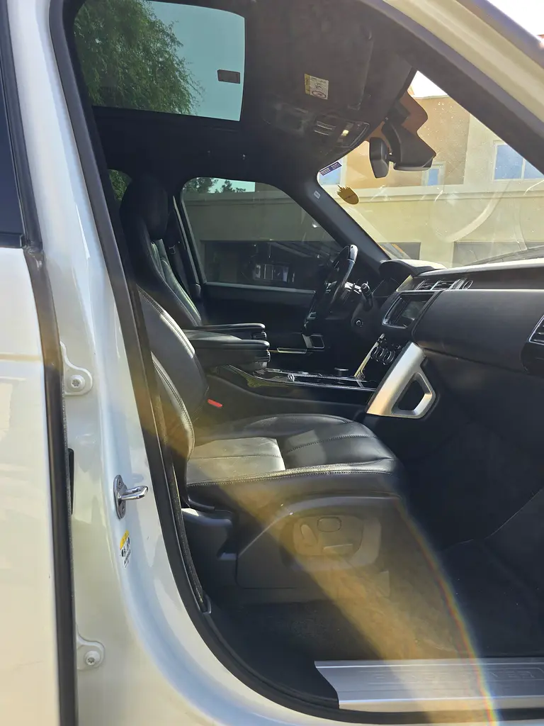 RR Vogue HSE 2015 | GCC Specs | Pristine Condition - Image 13