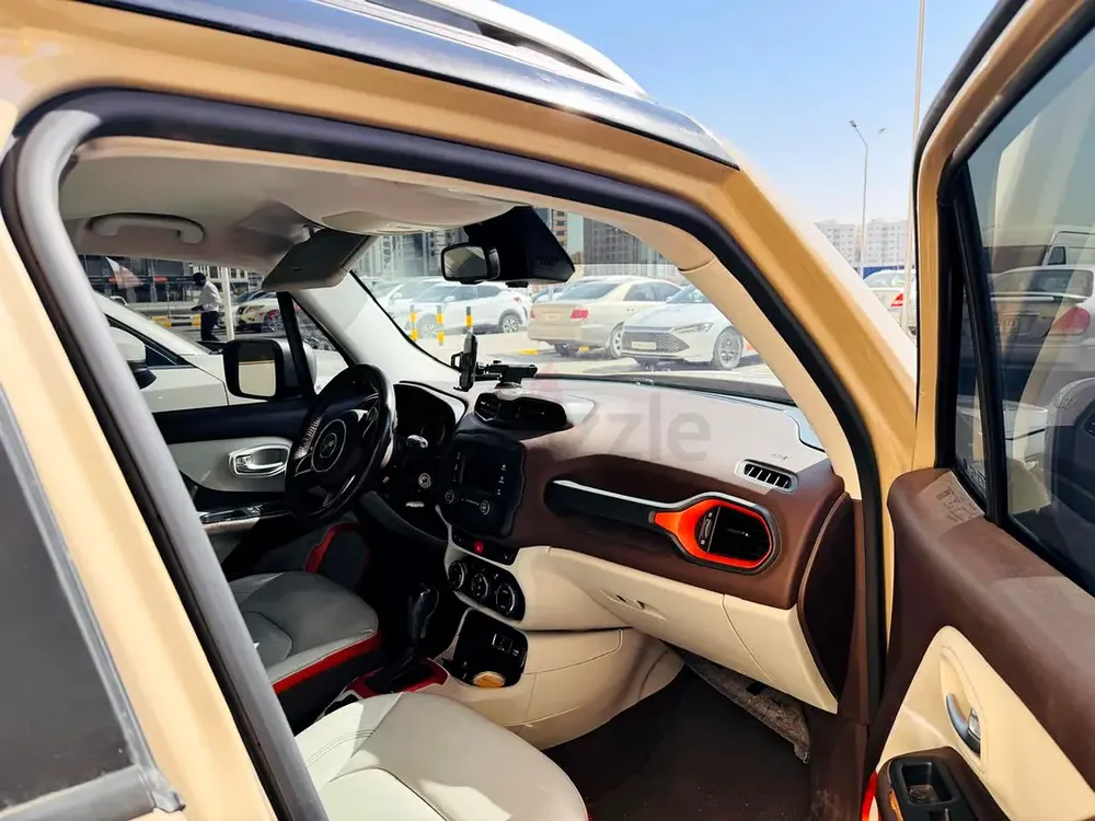 Jeep Renegade 2015 American spec - Image 6