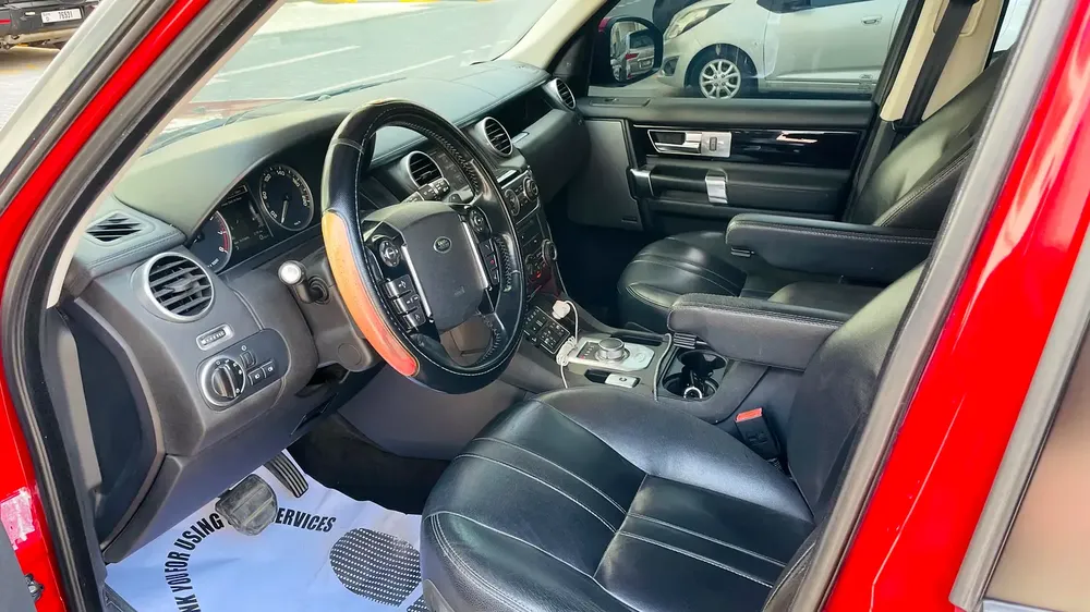 Land Rover LR4 HSE Full Option (2015) - GCC Specs - Image 7