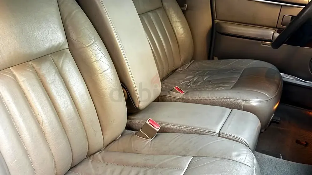 Pristine Lincoln Town Car 2006 Executive - GCC Specs - Image 8