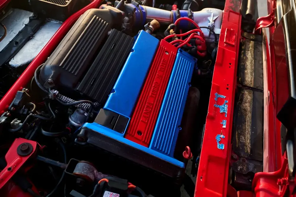 Lancia HF Intergrale 16v - Image 20