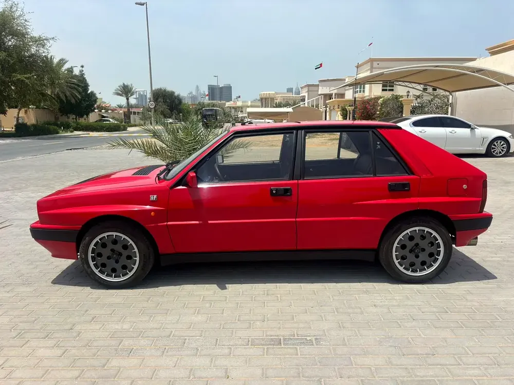 Lancia HF Intergrale 16v - Image 6