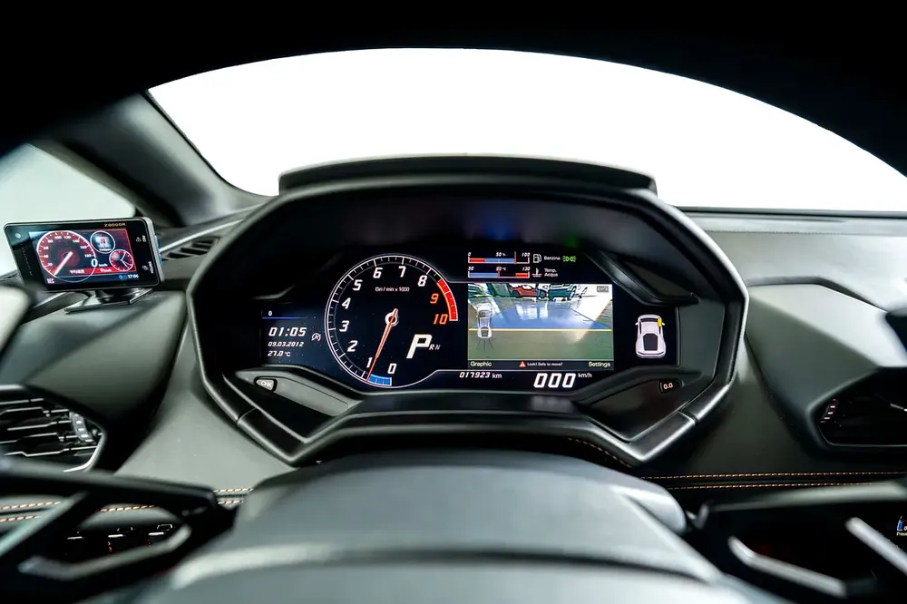 Lamborghini Huracan LP580-2-Very Low Mileage-Mint Condition-Italian Style Design - Image 15