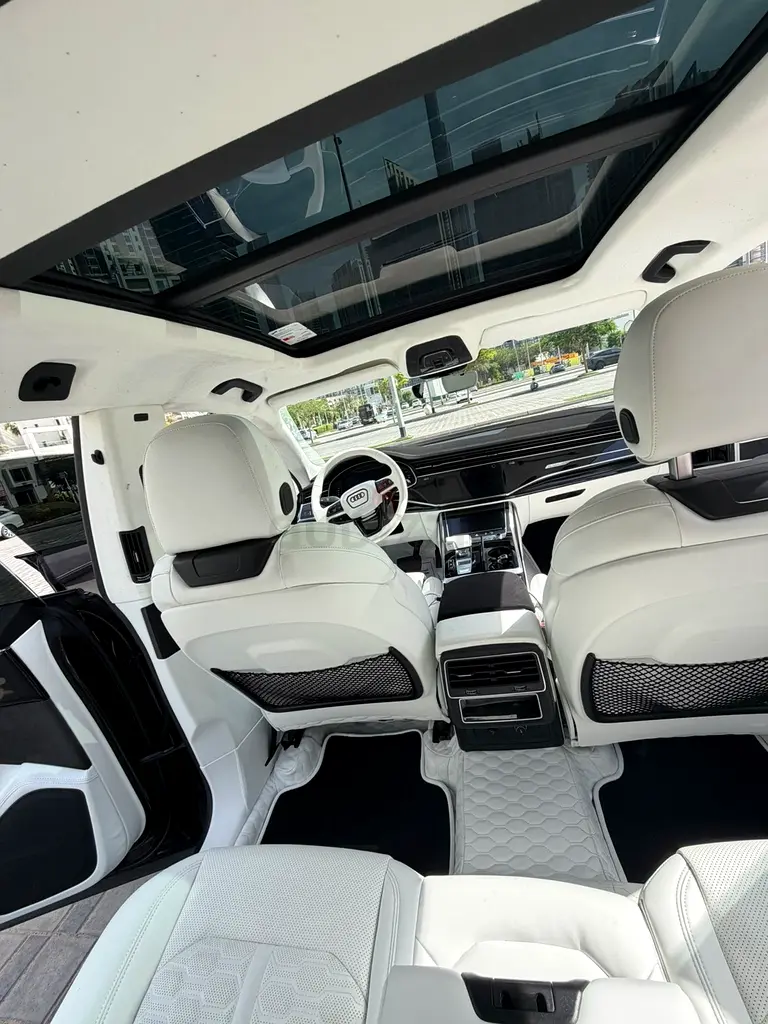 Audi q8 55 tfsi quattro s Line - Image 5