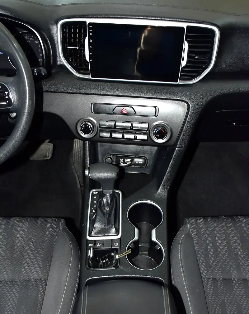 EXCELLENT DEAL for our KIA Sportage ( 2017 Model ) in Grey Color GCC Specs - Image 15