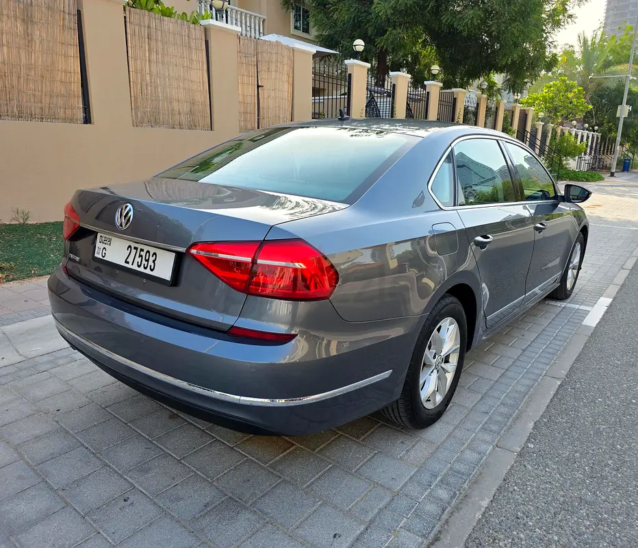 Volkswagen Passat 2016 SE | GCC Specs | Well Maintained - Image 7