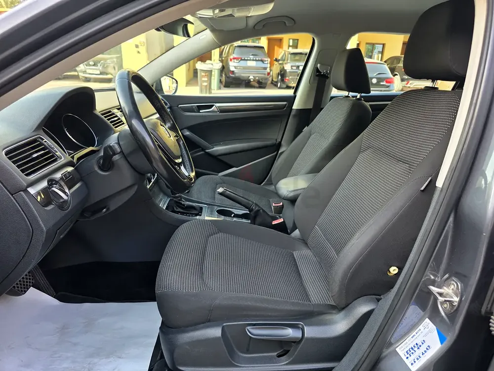 Volkswagen Passat 2016 SE | GCC Specs | Well Maintained - Image 9