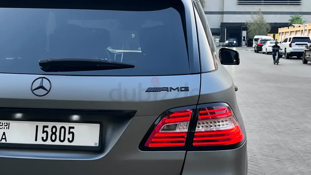 Mercedes Benz ML63 - Image 11