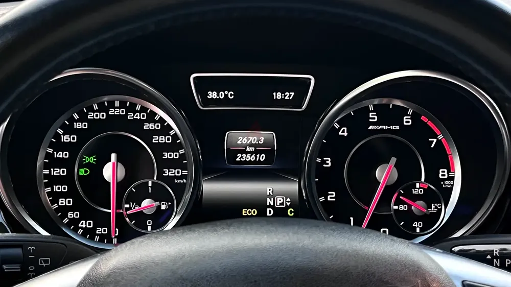Mercedes Benz ML63 - Image 6
