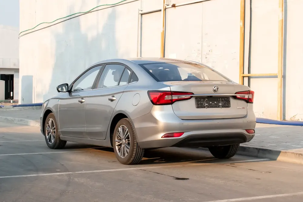 1.5L-2022-GCC-0% DOWN PAYMENT-FINANCE 5 YEARS-1451 - Image 14