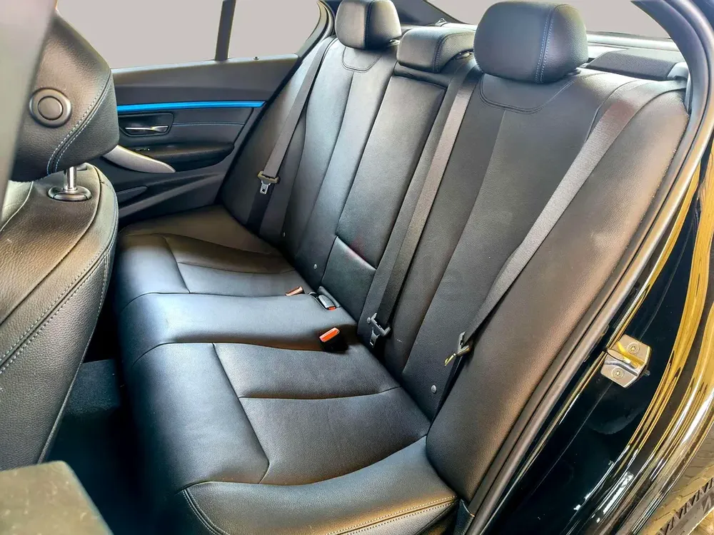AED 1149/month | 2018 BMW 3-Series 318i | GCC Specs | Ref#465746 - Image 12