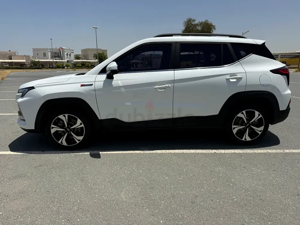 JAC JS4 TURBO 2023 | GCC Specs | Low Mileage | Warranty - Image 6