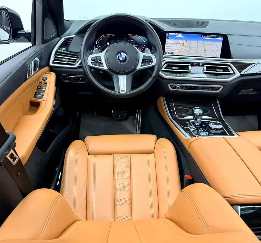 2022 BMW X5 xDrive40i M-Sport, 2026 BMW Warranty + Service Pack, Very Low Km, Fully Loaded, GCC - Image 14