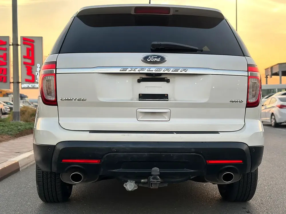 FORD EXPLORER LIMITED 2014 V6 4WD FRESH JAPAN IMPORTED LOW MILEAGE 83000 kms - Image 12