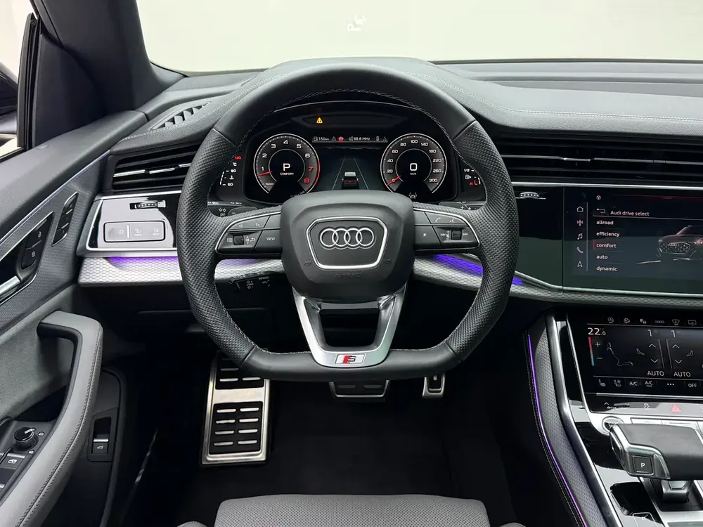 Q8 PROGRESS BLACK QUATTRO 55 TFSI | Warranty | Service - Image 10