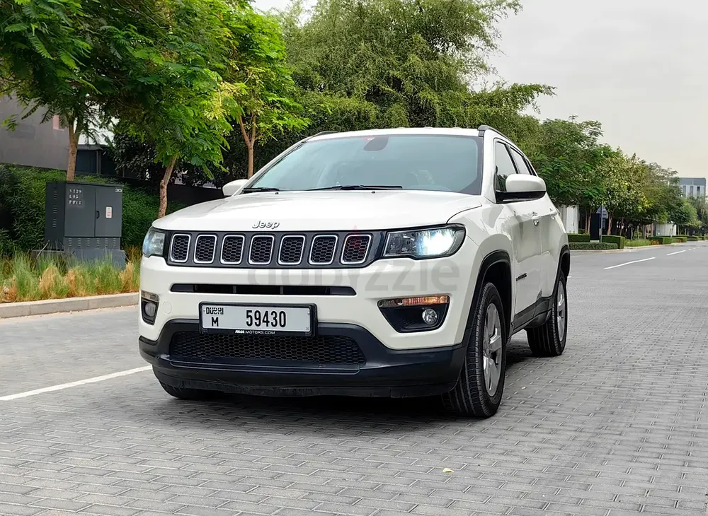 LOW MILES 2020 JEEP COMPASS LONGITUDE GCC SPECS 4X4 - EXCELLENT CONDITION - Image 15