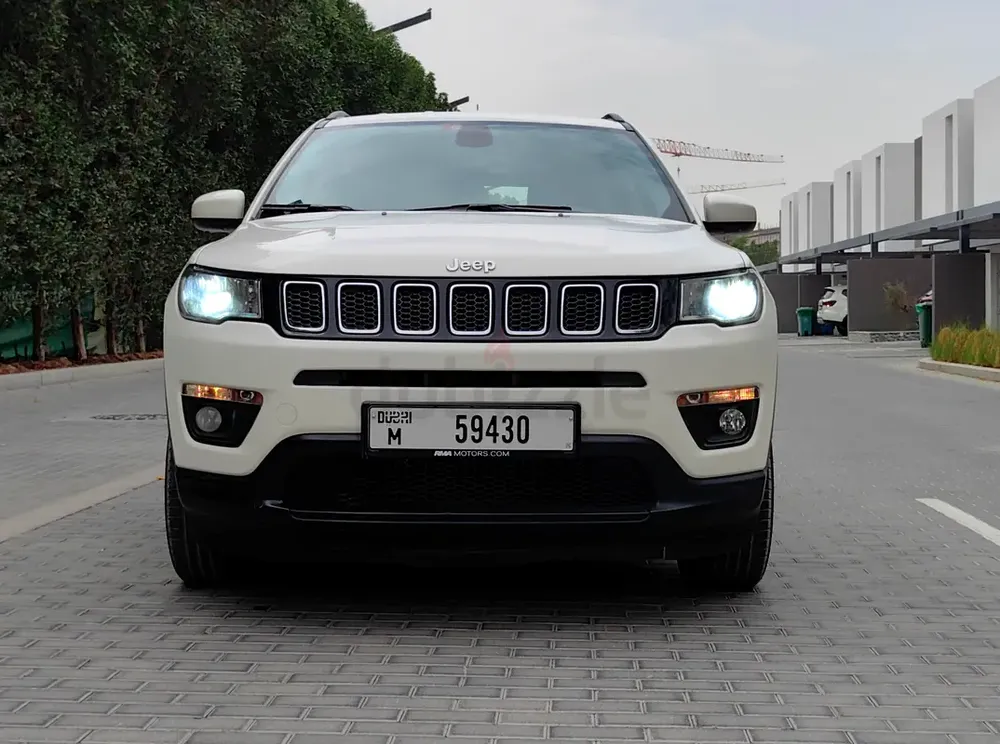 LOW MILES 2020 JEEP COMPASS LONGITUDE GCC SPECS 4X4 - EXCELLENT CONDITION - Image 17