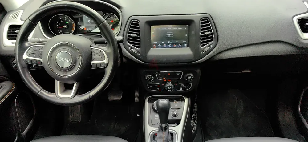 LOW MILES 2020 JEEP COMPASS LONGITUDE GCC SPECS 4X4 - EXCELLENT CONDITION - Image 7