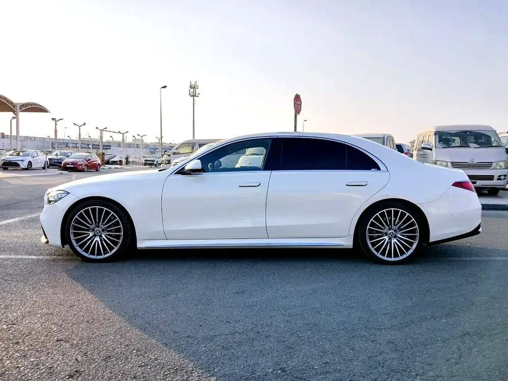 2021-S500L AMG - FULL OPTIONS -LOW MILEAGE-  IMMACULATE CONDITION - ONLY 38,000 KM

•Very Clean Merc - Image 4