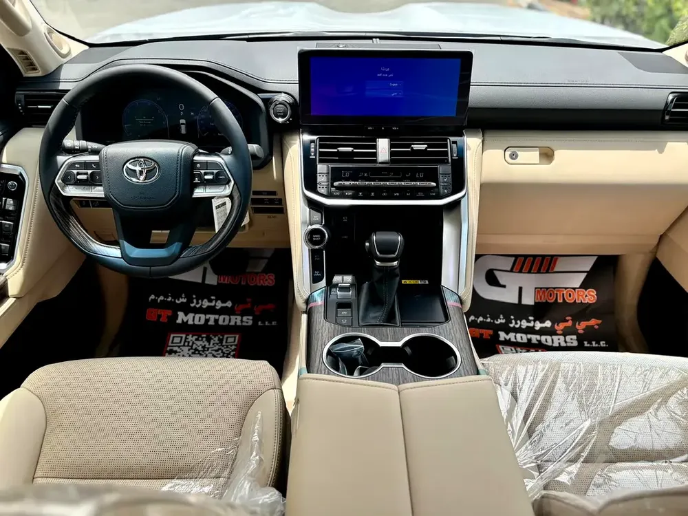 Toyota Land Cruiser VXR 2026 - GCC Specs - Brand New - Image 6