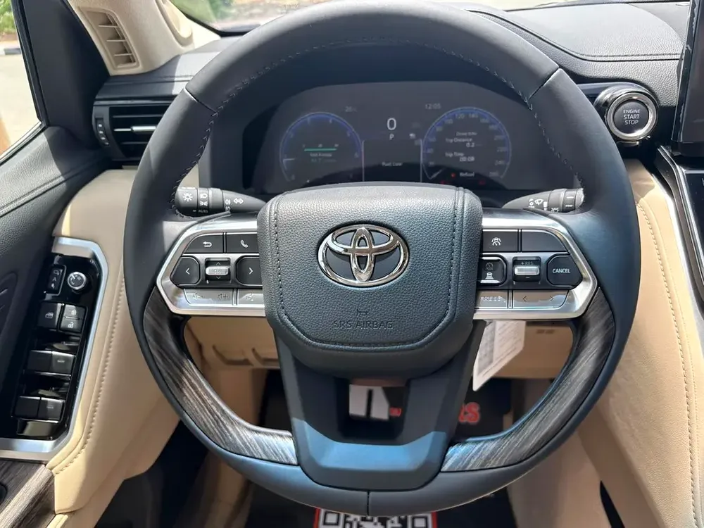 Toyota Land Cruiser VXR 2026 - GCC Specs - Brand New - Image 7