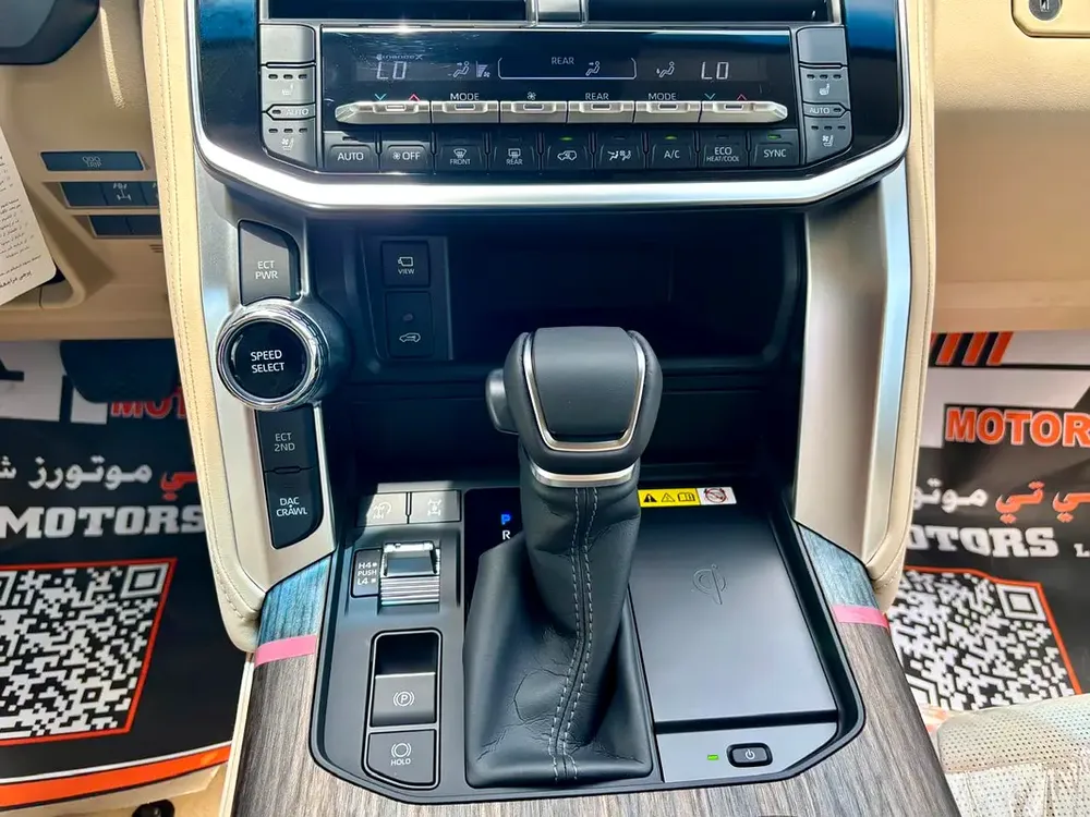 Toyota Land Cruiser VXR 2026 - GCC Specs - Brand New - Image 9